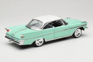 DeSoto Adventurer Vert American Mint 1:18 92738 Métal — image 3 sur 8