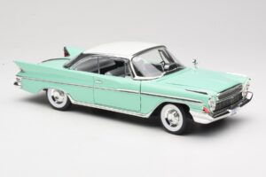 DeSoto Adventurer Vert Road Signature 1:18 92738-R1 Métal — image 6 sur 8