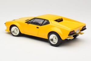 De Tomaso Pantera Jaune Hot Wheels 1:18 27809 Métal — image 7 sur 8