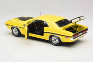 Dodge Challenger R/T NCIS TV Series Car Greenlight 1:18 12845 Métal — image 5 sur 8