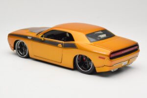 Dodge Challenger Concept Or Maisto 1:18 31320 Métal — image 7 sur 8
