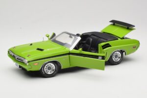 Dodge Challenger Cabriolet Vert Greenlight 1:18 12803-06G Métal — image 2 sur 8