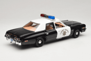 Dodge Monaco Highway Patrol CHiPS Auto World 1:18 AWSS112/06 Métal — image 3 sur 8