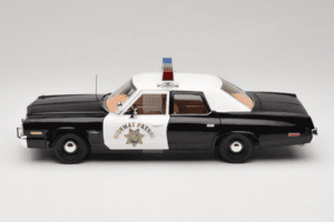Dodge Monaco Highway Patrol CHiPS Auto World 1:18 AWSS112/06 Métal — image 4 sur 8