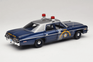 Dodge Monaco Nevada Highway Patrol Auto World 1:18 AMM1009/06 Métal — image 3 sur 8