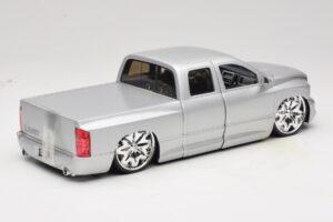 Dodge Ram Tuned Argent Jada 1:18 63162-SM Métal — image 3 sur 8