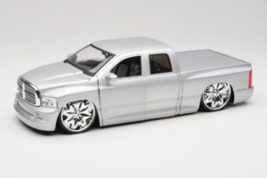 Dodge Ram Tuned Argent Jada 1:18 63162-SM Métal