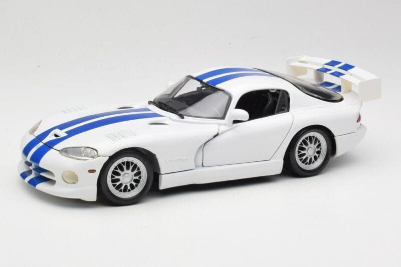 Dodge Viper GTS-R GT2 Blanc 1997 Maisto 1:18 50316 Métal