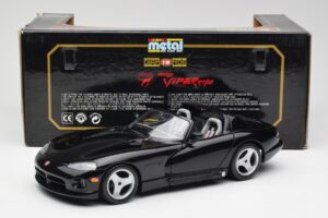 Dodge Viper RT/10 Noir Bburago 1:18 3065 Métal — image 8 sur 8