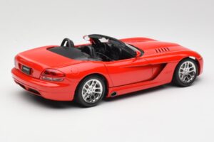 Dodge Viper SRT-10 Rouge Bburago 1:18 3325 Métal — image 3 sur 8