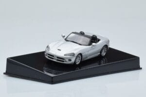 Dodge Viper SRT-10 Argent AUTOart 1:43 51703 Métal — image 2 sur 4