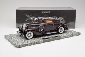 Duesenberg SJN Convertible Coupe Bordeaux Minichamps 1:18 107150331 Métal — image 2 sur 6