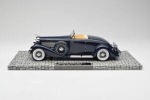 Duesenberg SJN Convertible Coupe Midnight Blue Minichamps 1:18 107150332 Métal — image 3 sur 6