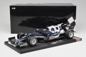 AlphaTauri AT02 #22 Y. Tsunoda Bahrain GP 2021 Minichamps 1:18 117210122 Métal — image 6 sur 6