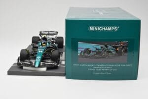Aston Martin AMR23 #14 F. Alonso 3rd Place Saudi Arabian GP 2023 Minichamps 1:18 117230214 Métal — image 6 sur 7