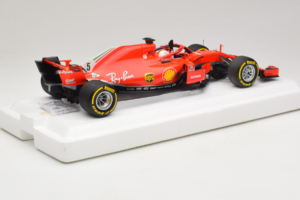 Ferrari SF71-H #5 S. Vettel Australian GP Winner 2018 BBR 1:18 BBR181805 Métal — image 2 sur 7