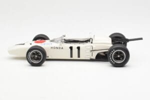 Honda RA272 #11 R. Ginther Mexican Grand Prix 1965 AUTOart 1:18 86597 Métal — image 4 sur 8