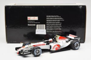 Honda RA106 Honda Racing Team J. Button F1 Showcar 2006 Minichamps 1:18 BUTTON001 Métal — image 6 sur 6