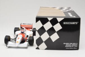 McLaren Ford MP4/8 #7 M. Andretti European GP 1993 Minichamps 1:18 530931827 Résine — image 7 sur 7