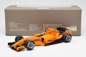 McLaren Mercedes MP4-20 P. de la Rosa F1 Test Car 2005 Minichamps 1:18 B66962343 Métal — image 6 sur 6