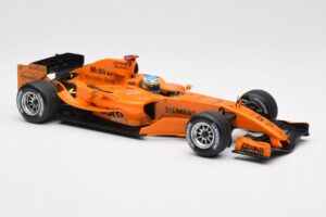 McLaren Mercedes MP4-20 P. de la Rosa F1 Test Car 2006 Minichamps 1:18 PEDRO001 Métal — image 4 sur 6