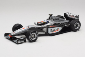 McLaren MP4-15 #2 D. Coulthard F1 2000 Minichamps 1:18 B66962118 Métal