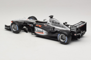 McLaren MP4-20 #9 K. Raikkonen F1 2005 Hot Wheels 1:18 H2286 Métal — image 5 sur 6