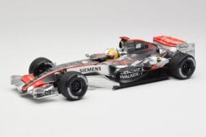 McLaren MP4-21 L. Hamilton Silverstone Test 2006 Minichamps 1:18 530061884 Métal