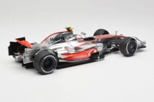 McLaren MP4-22 #2 L. Hamilton Canadian GP Winner 2007 Minichamps 1:18 530071822 Métal — image 2 sur 6