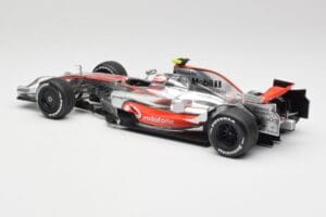 McLaren MP4-22 #2 L. Hamilton Canadian GP Winner 2007 Minichamps 1:18 530071822 Métal — image 5 sur 6