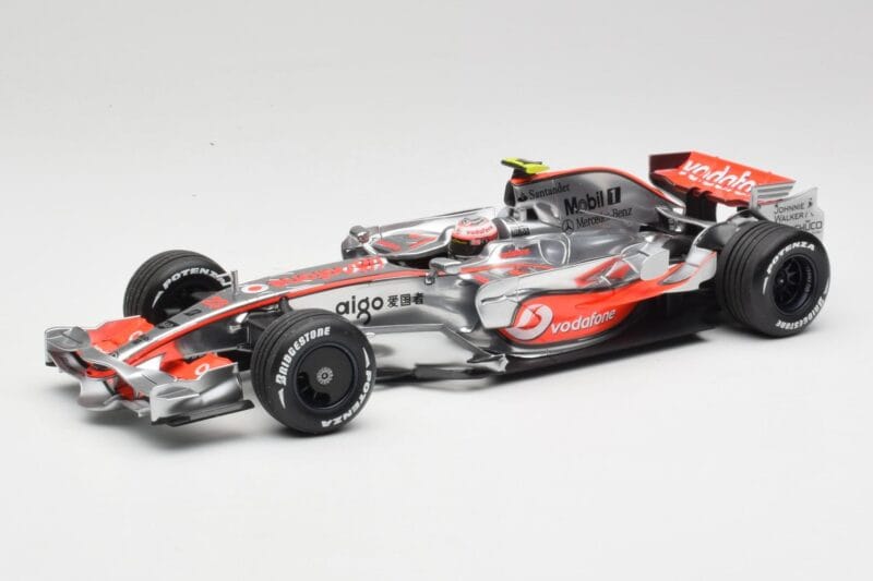 McLaren MP4-22 #2 L. Hamilton Canadian GP Winner 2007 Minichamps 1:18 530071822 Métal