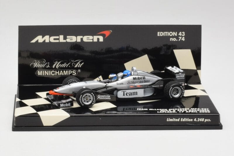 McLaren MP4/98T 2-Seater M. Hakkinen / E. Hakkinen F1 2000 Minichamps 1:43 McLaren MP4/98T 2-Seater M. Hakkinen / E. Hakkinen F1 2000 Minichamps 1:43 530984378 Métal