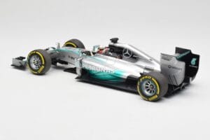 Mercedes AMG Petronas W05 #44 L. Hamilton F1 World Champion 2014 Minichamps 1:18 186140044 Métal — image 5 sur 7