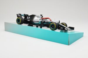 Mercedes AMG Petronas W10 EQ Power+ #44 L. Hamilton Monaco GP Winner 2019 Minichamps 1:18 113906644 Résine — image 4 sur 7
