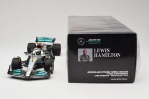 Mercedes AMG W13 E Performance Petronas #44 L. Hamilton Brazilian GP 2022 Minichamps 1:18 110222144 Résine — image 6 sur 7