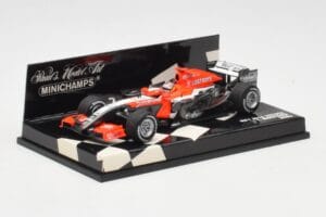 MF1 M16 Toyota #18 T. Monteiro F1 2006 Minichamps 1:43 400060018 Métal — image 2 sur 5