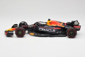 Oracle Red Bull Racing RB18 #1 M. Verstappen Winner Belgian GP 2022 Minichamps 1:18 110221401 Métal — image 5 sur 7