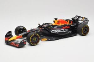 Oracle Red Bull Racing RB19 #1 M. Verstappen Winner Abu Dhabi GP 2023 Minichamps 1:18 110232301 Métal
