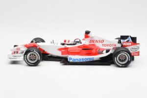Toyota TF106 Panasonic Toyota Racing J. Trulli F1 Presentation 2006 Minichamps 1:18 AM59554H Métal — image 3 sur 6