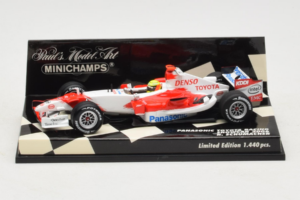 Toyota TF106 Panasonic #11 R. Schumacher Panasonic Toyota Racing Showcar 2006 Minichamps 1:43 400060077 Métal