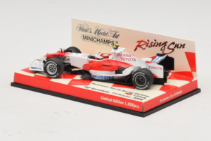 Panasonic Toyota Racing TF108 T. Glock F1 Showcar 2008 Minichamps 1:43 403080082 Métal — image 3 sur 5