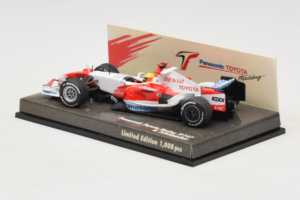 Toyota TF107 #11 R. Schumacher Panasonic Toyota Racing F1 2007 Minichamps 1:43 AM601286 Métal — image 3 sur 5
