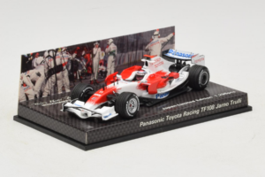 Toyota TF108 #12 J. Trulli Panasonic Toyota Racing F1 2008 Minichamps 1:43 AM61151 Métal — image 2 sur 6