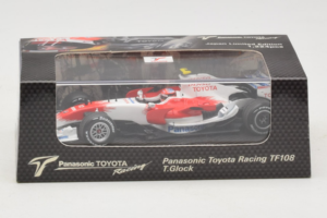 Toyota TF108 #17 T. Glock Panasonic Toyota Racing F1 2008 Minichamps 1:43 AM61152 Métal — image 4 sur 6