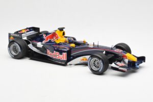 Red Bull Racing Cosworth RB1 #15 C. Klien F1 2005 Minichamps 1:18 100050015 Métal — image 4 sur 6