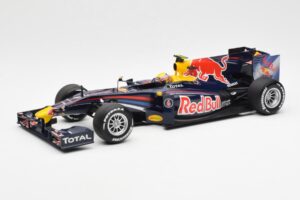 Red Bull RB6 #7 M. Webber Red Bull Racing Showcar 2010 Minichamps 1:18 150100076-R1 Métal