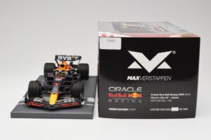 Oracle Red Bull Racing RB18 #33 M. Verstappen Mexican GP 2022 Minichamps 1:18 113222001 Résine — image 6 sur 7