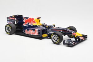 Red Bull Racing Renault RB6 #5 S. Vettel F1 World Champion Showcar 2010 Minichamps 1:18 150100075 Métal — image 4 sur 6