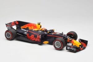 Red Bull Racing RB13 Tag Heuer #33 M. Verstappen Australian GP 2017 Minichamps 1:18 110170033 Résine — image 4 sur 7