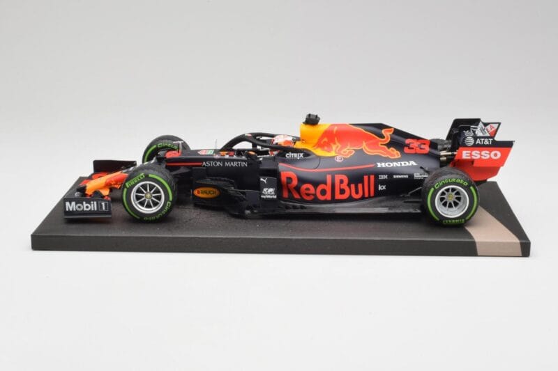 Red Bull RB15 #33 M. Verstappen German GP Winner Wet 2019 Minichamps 1:18 113191133 Métal